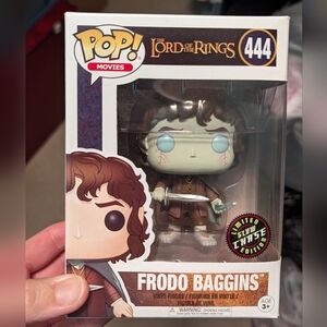 Funko Pop Frodo baggins #444 Limited Edition Glow Chase Collectible LOTR